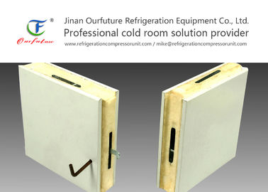 El panel de alta densidad del poliuretano del aislamiento para la cámara fría y la conservación en cámara frigorífica